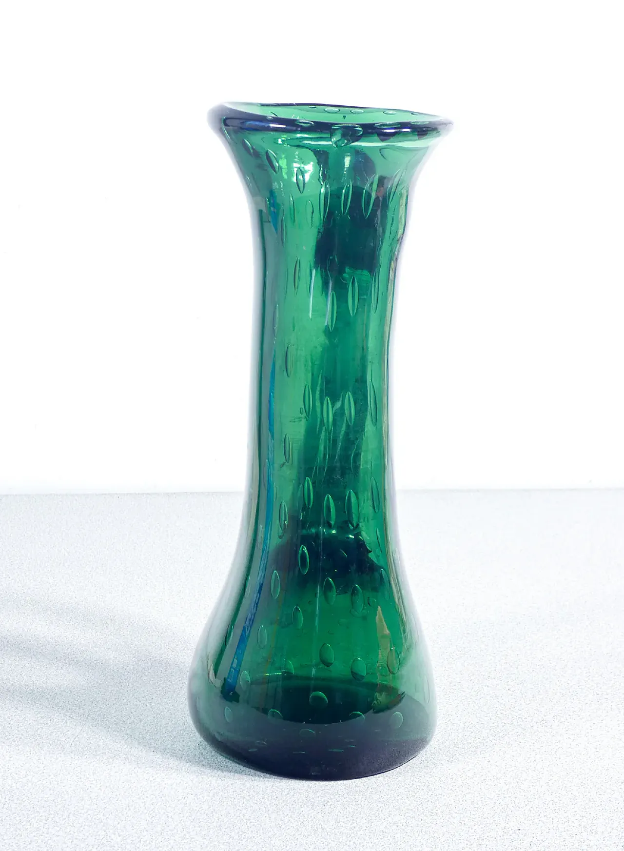 Vaso in vetro soffiato bullicante verde di Murano, anni '70 6