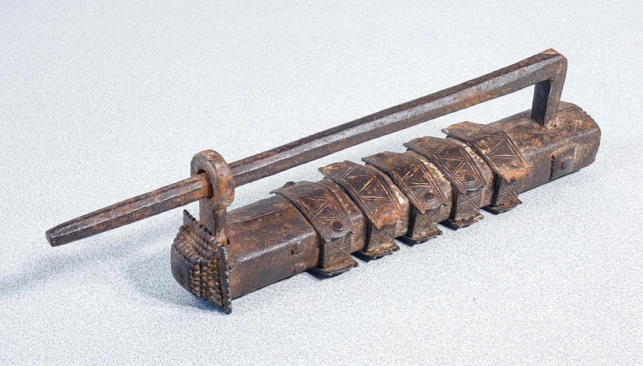 3 Iron locks, 19th century 6