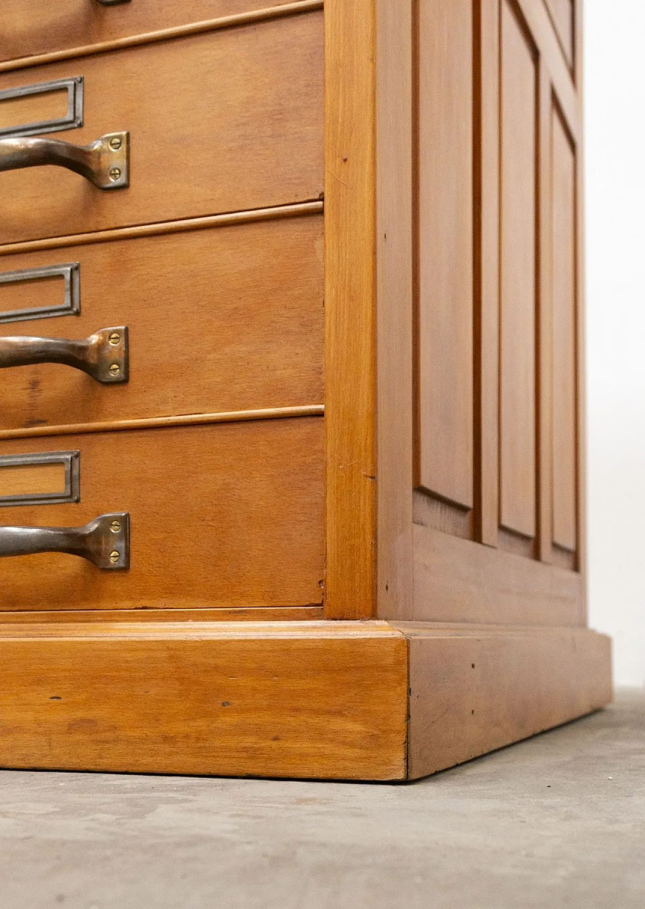 Antonio Ferretti center desk, 1950s 14