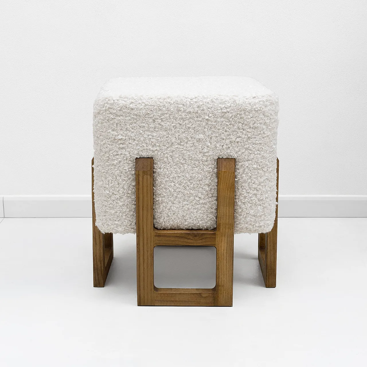 Pair of Italian modernist stools in upholstered ash wood, 2000s 5