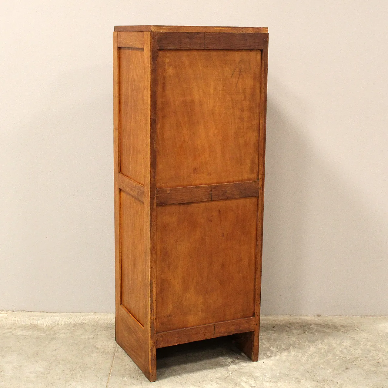 Filing cabinet with oak archive filing shutter, early 1900s 10