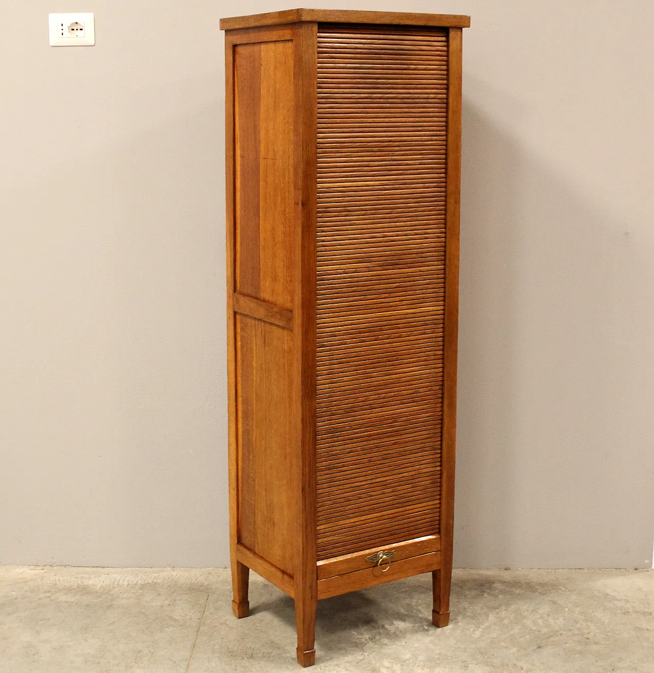 Filing cabinet with oak archive filing shutter, early 1900s 1