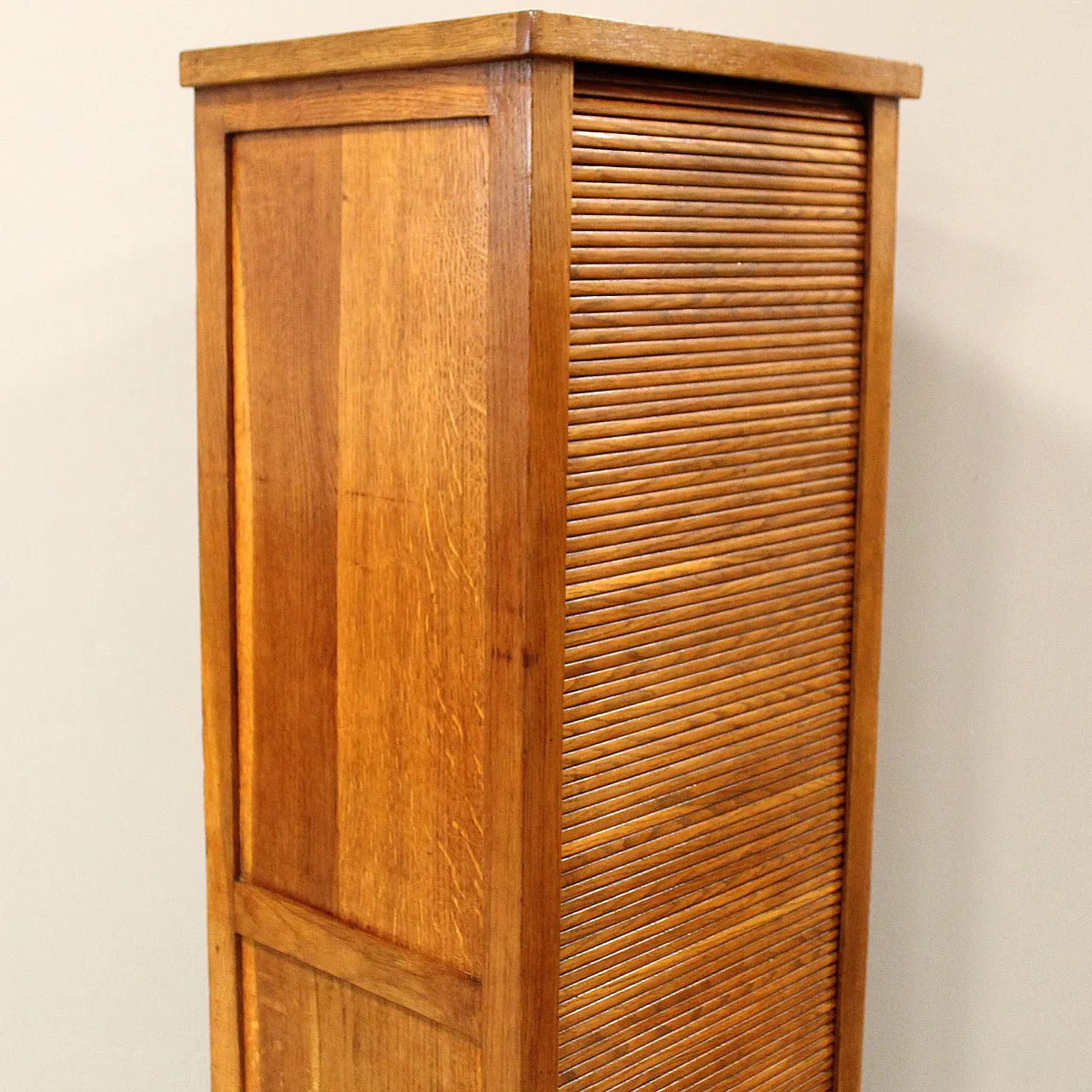 Filing cabinet with oak archive filing shutter, early 1900s 9