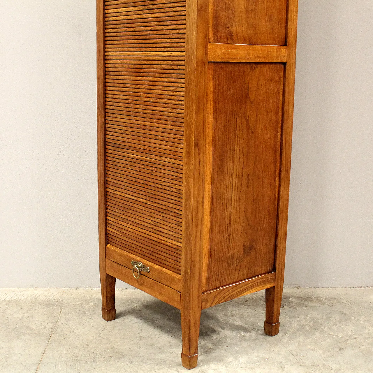Filing cabinet with oak archive filing shutter, early 1900s 12