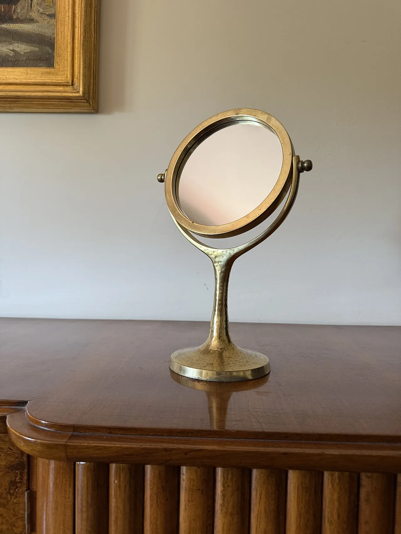 Specchio Mid-century in ottone martellato, Francia 1960 2