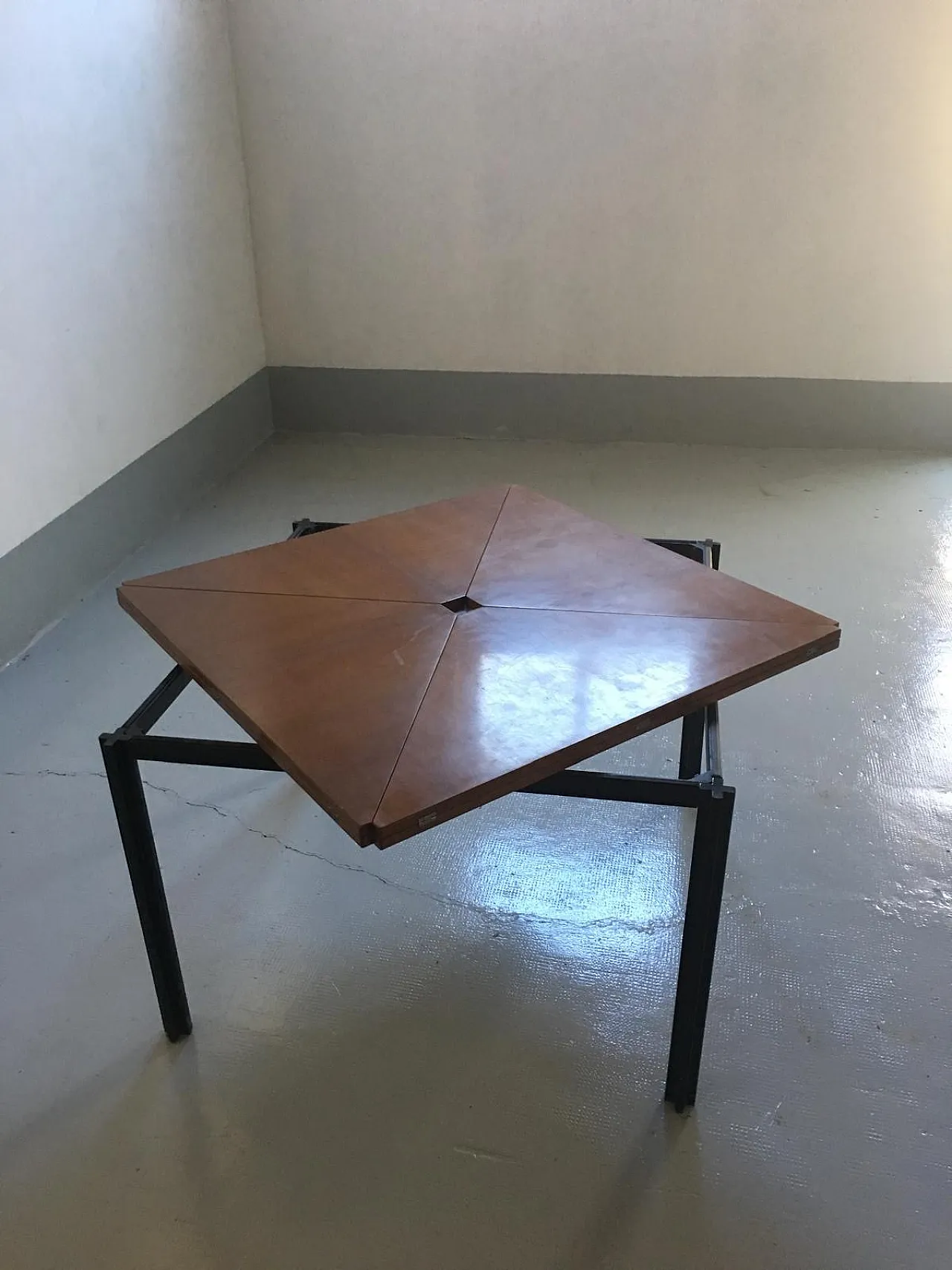 Extendable table by Eugenio Gerli for Tecno T92, 1960s 3