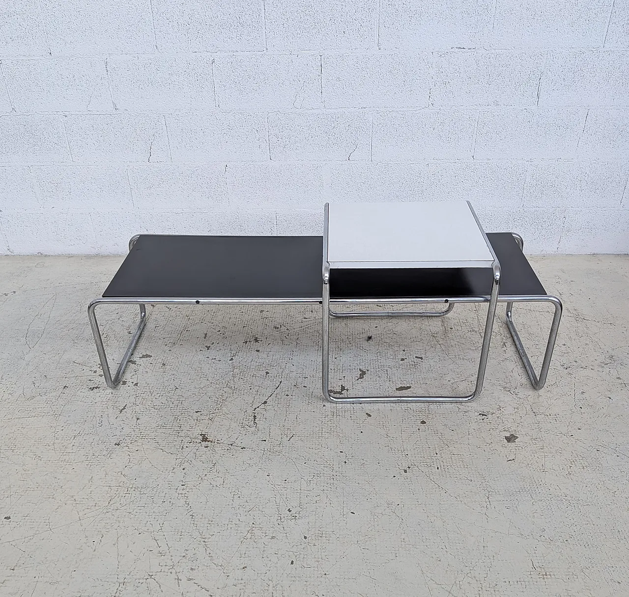Pair of Laccio low tables by Marcel Breuer for Gavina 60s, 70s 6