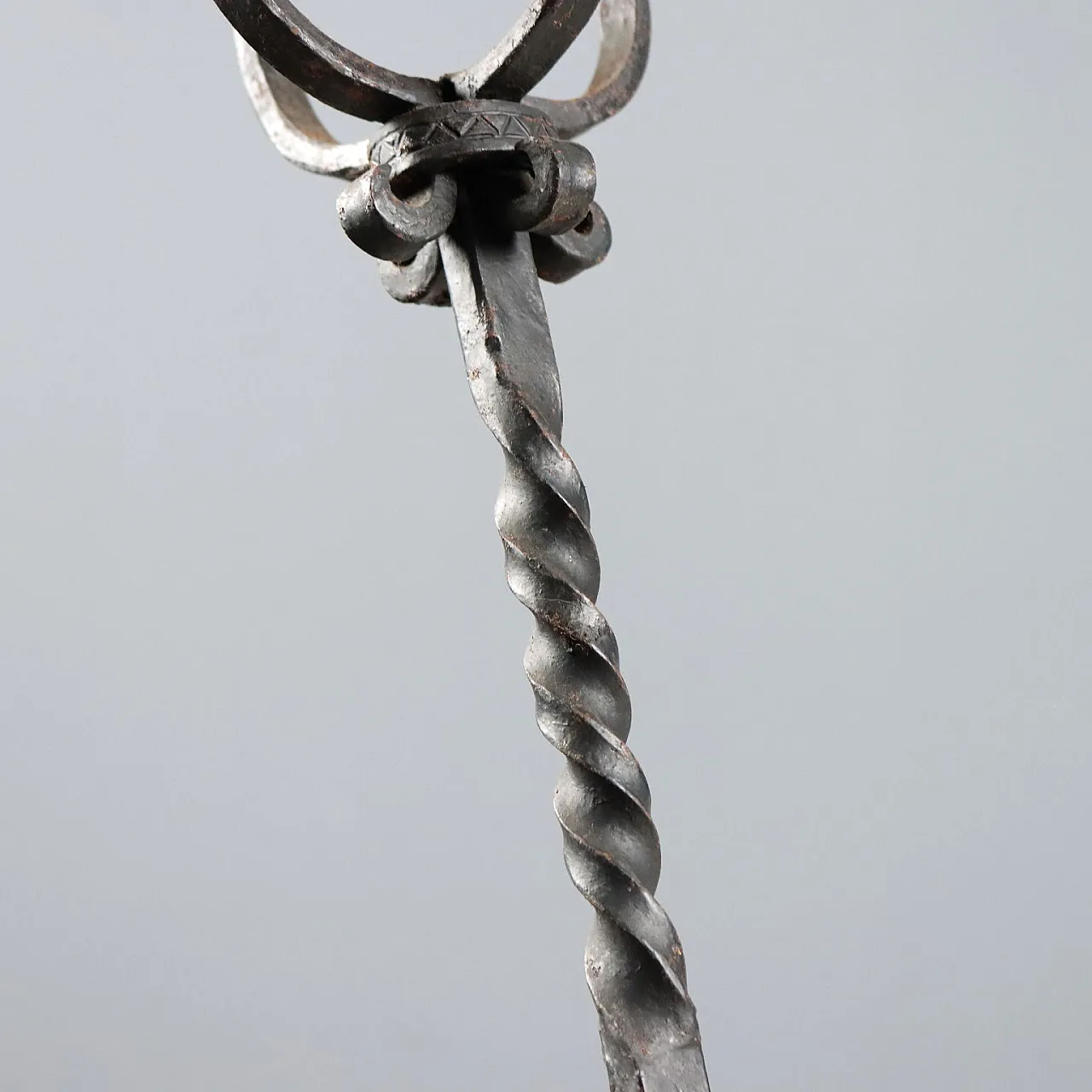 Pair of andirons in wrought iron, 20th century 5