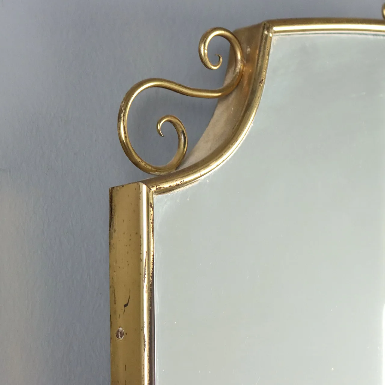 Specchio con cornice in ottone, metà '900 5