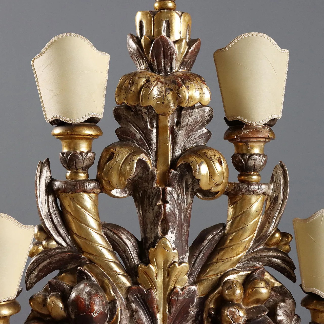 Pair of Baroque carved wooden torch holders, 18th century 4