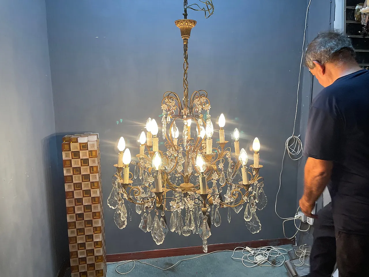 Lampadario grande fiorentino con fiori in vetro di Murano, Italia, anni '50 17