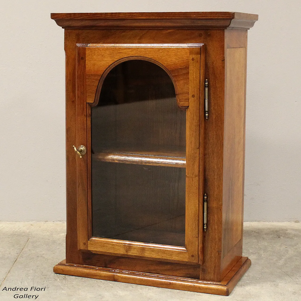 Hanging glass display cabinet in 19th century walnut 1