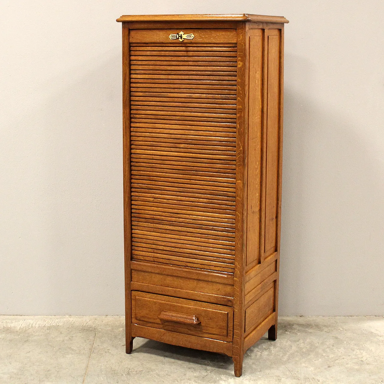 Filing cabinet with oak archive filing shutter, early 1900s 1