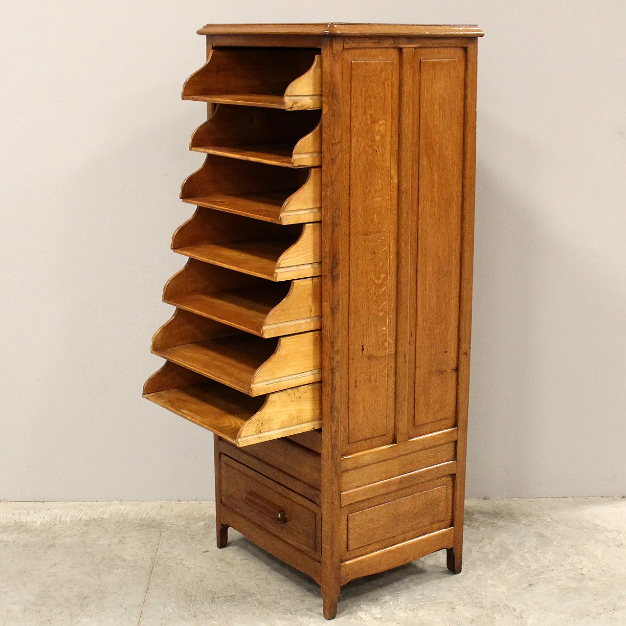 Filing cabinet with oak archive filing shutter, early 1900s 6