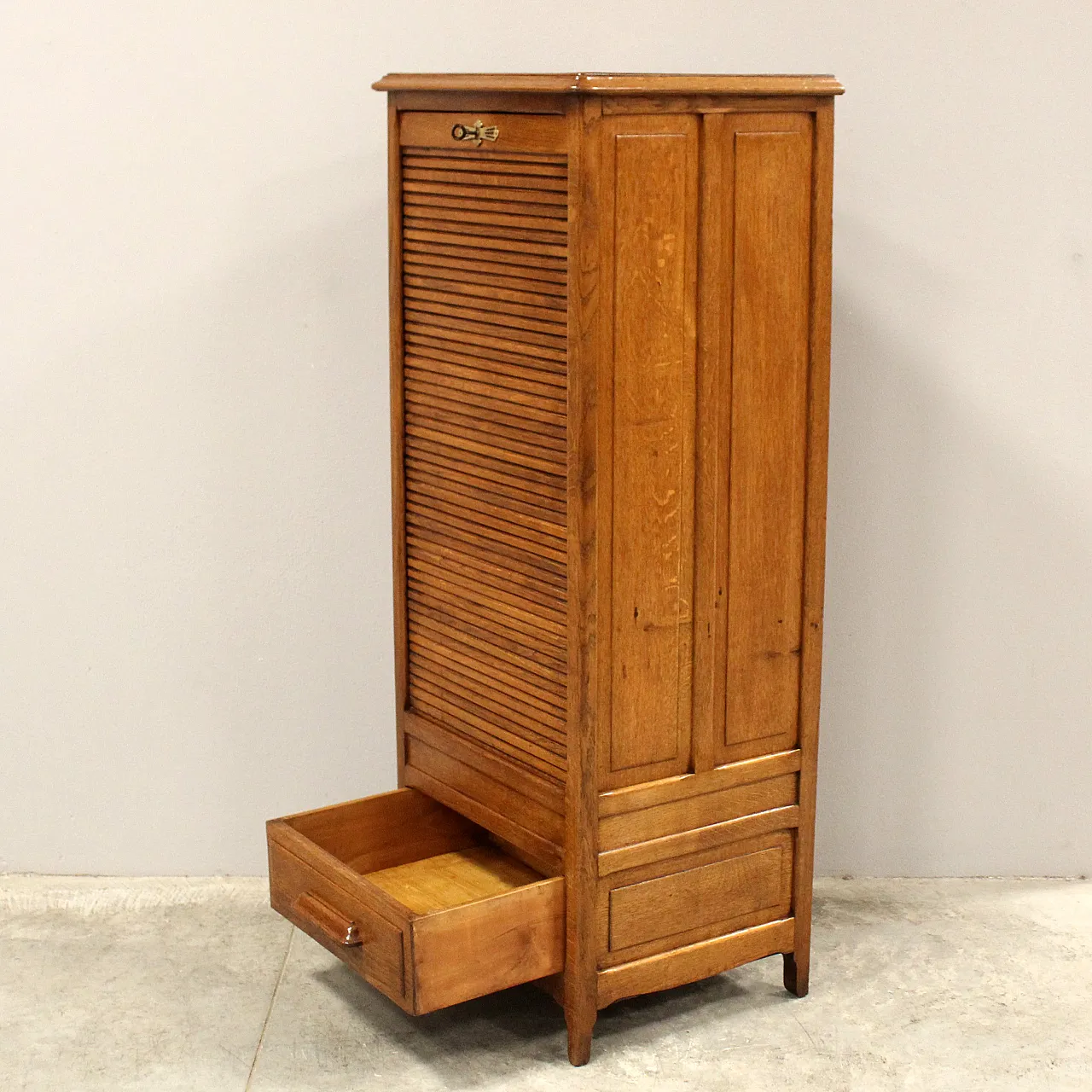 Filing cabinet with oak archive filing shutter, early 1900s 8