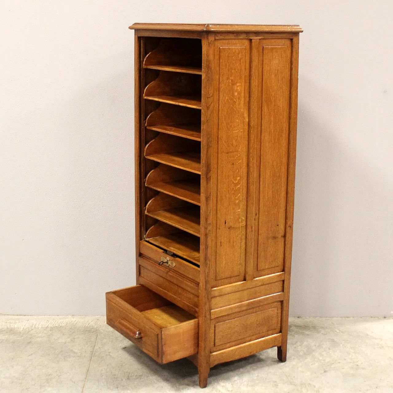 Filing cabinet with oak archive filing shutter, early 1900s 10