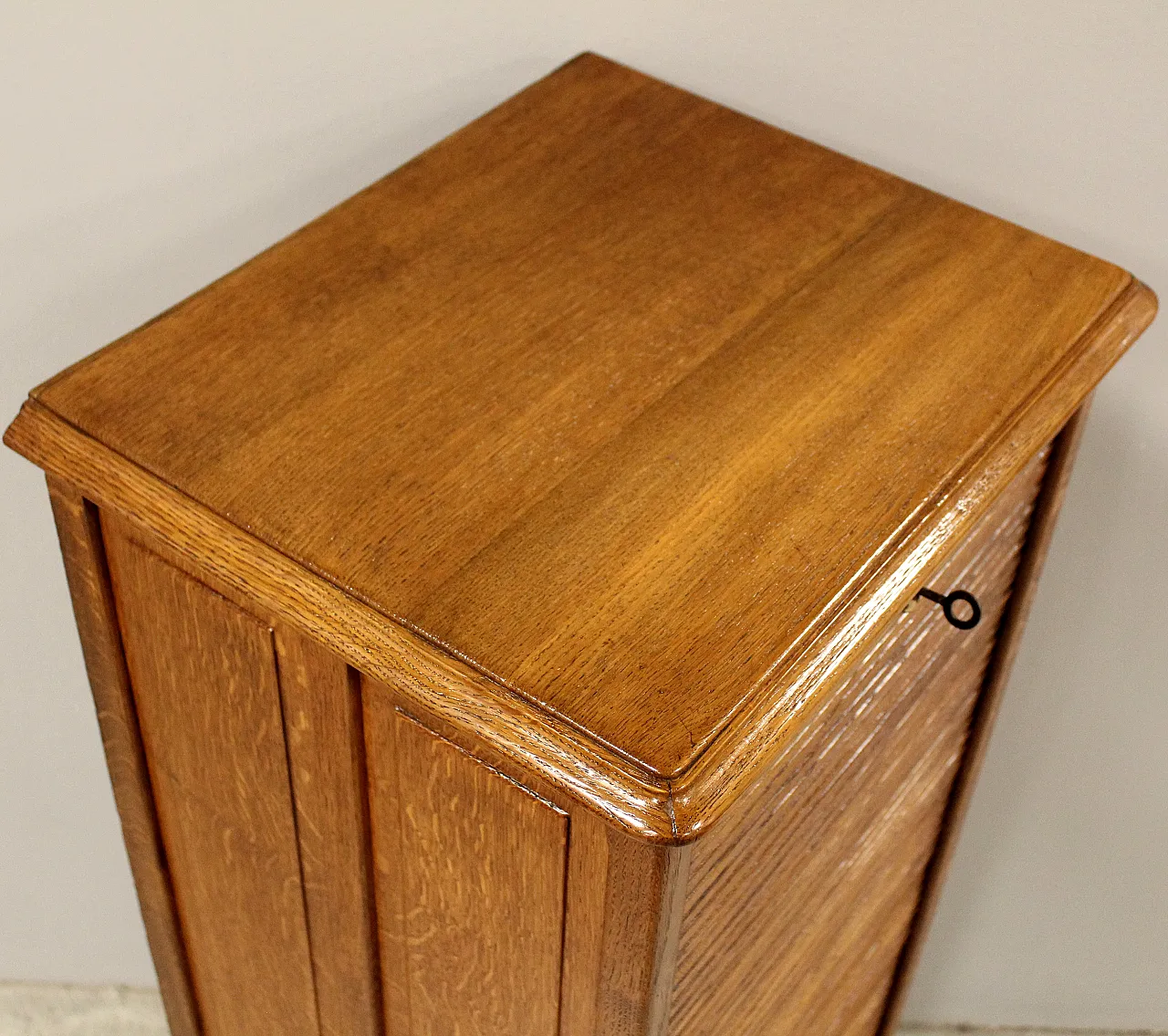 Filing cabinet with oak archive filing shutter, early 1900s 11