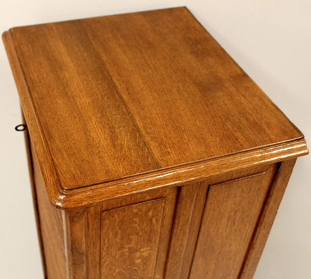 Filing cabinet with oak archive filing shutter, early 1900s 12