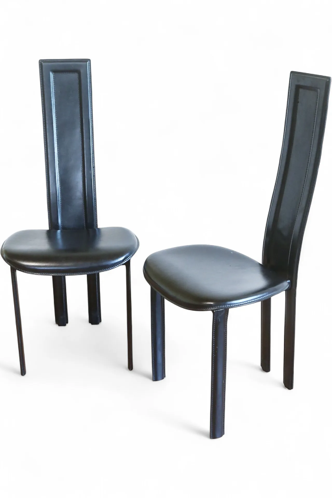 Pair of black leather Alice chairs by Giorgio Cattelan, 1980s 25