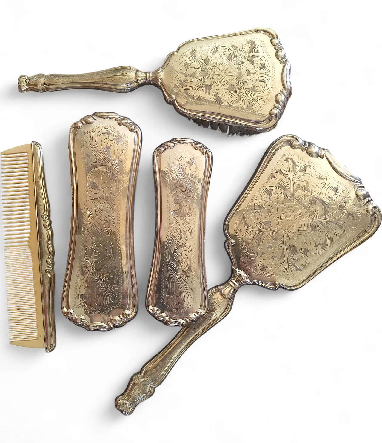 Silver toilet set, early 20th century 8