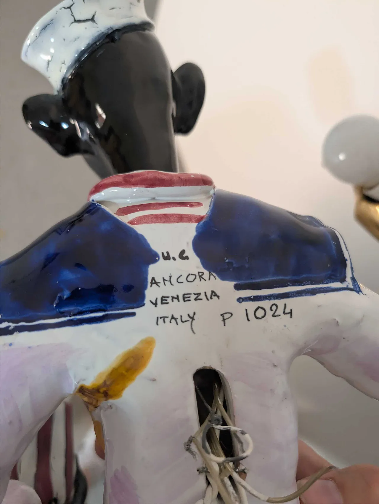 Applique anni ’50 in ceramica smaltata policromatica con marinaio 6