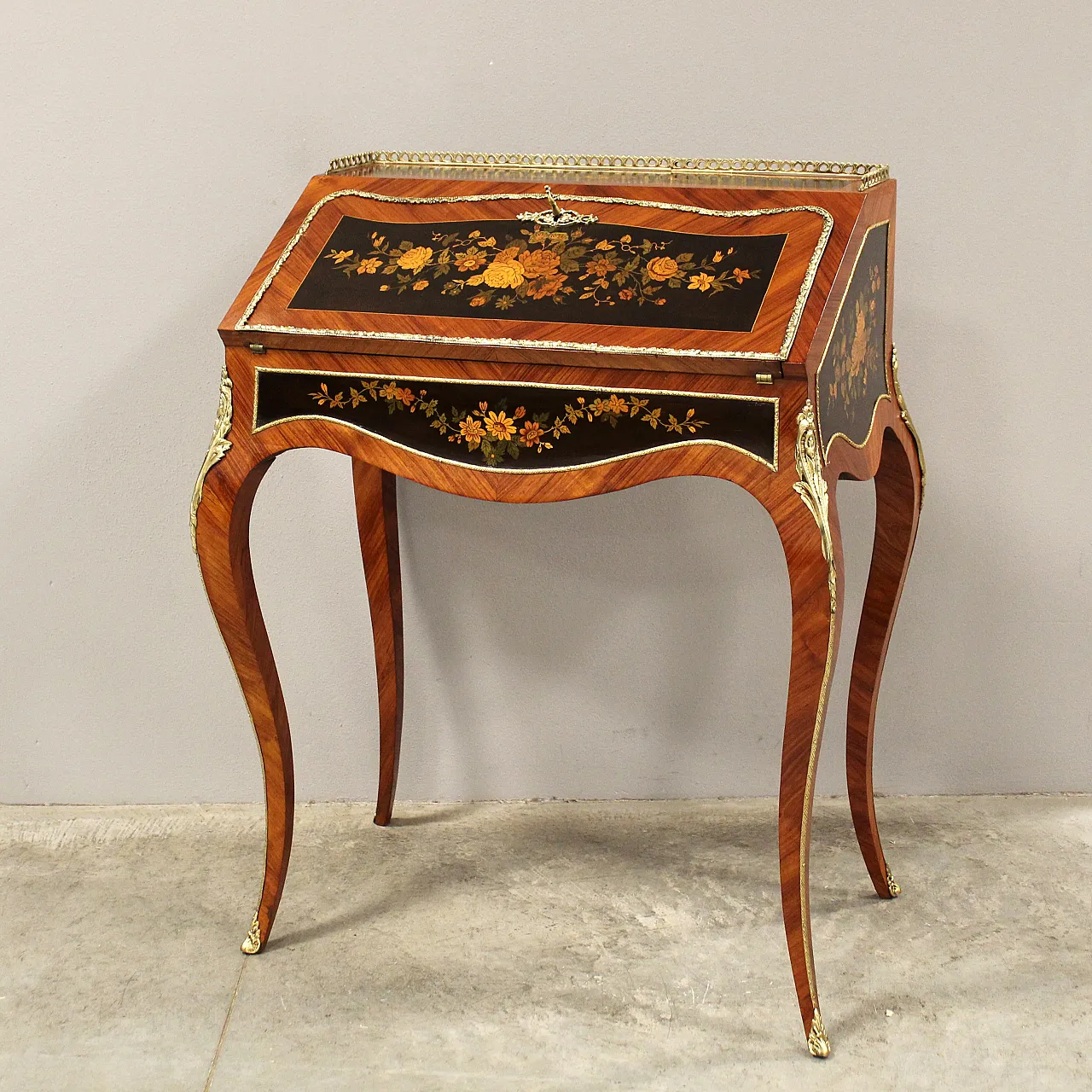 Napoleon III inlaid desk flap from the 19th century 1