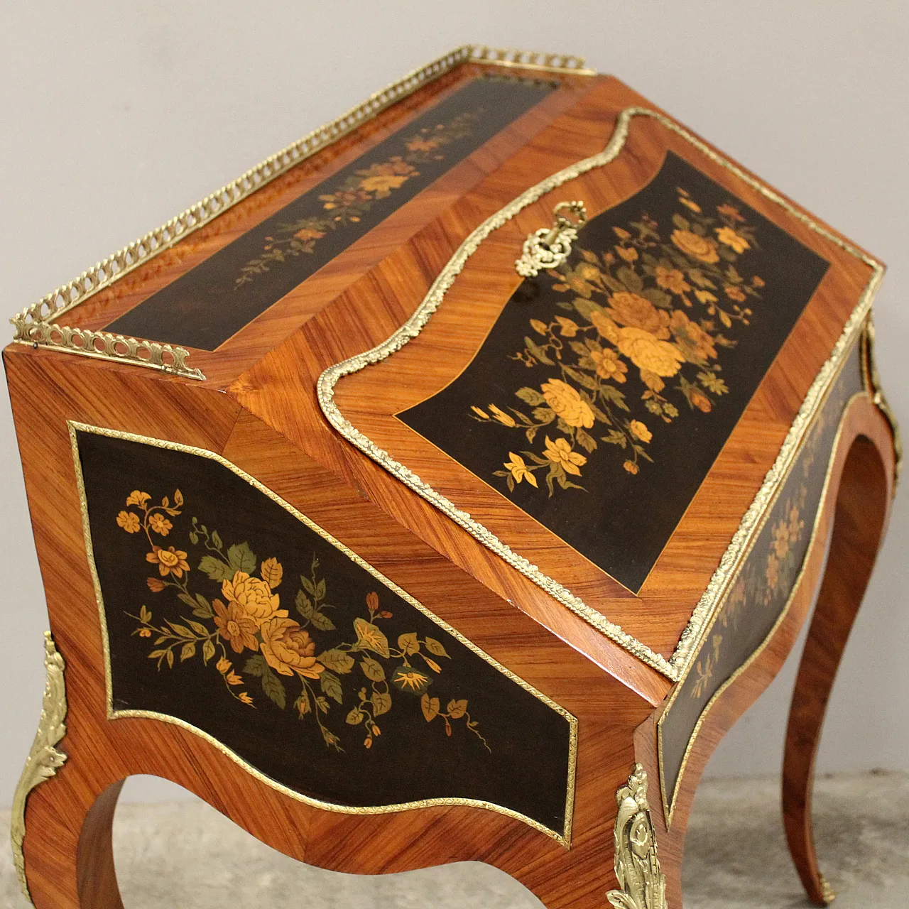 Napoleon III inlaid desk flap from the 19th century 6