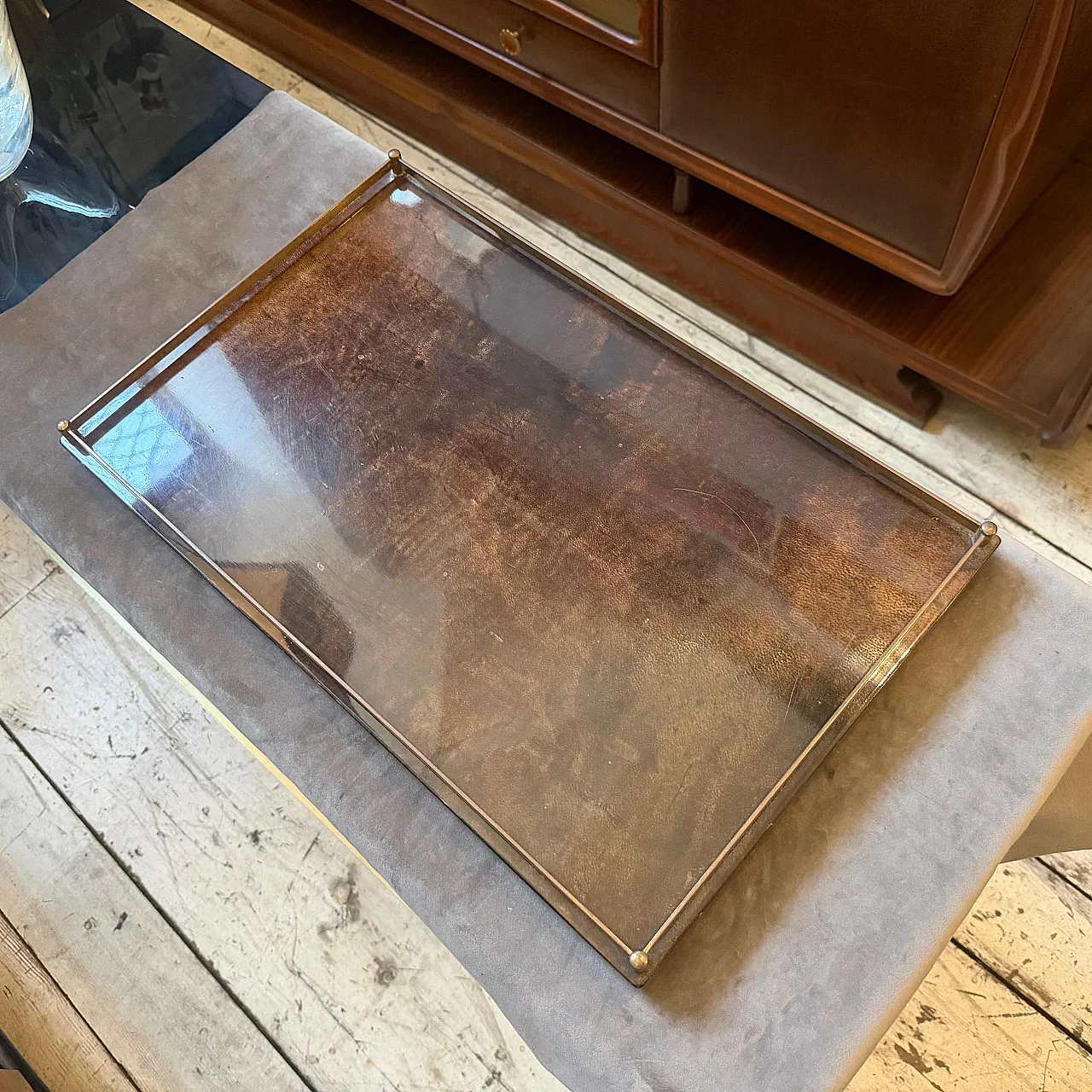 Mid-Century Modern painted goatskin and brass tray by Aldo Tura, 1950s 4