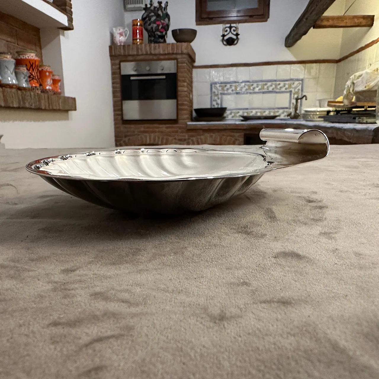 Modern silver plated and glass shell plate by Lino Sabattini, 1990s 2