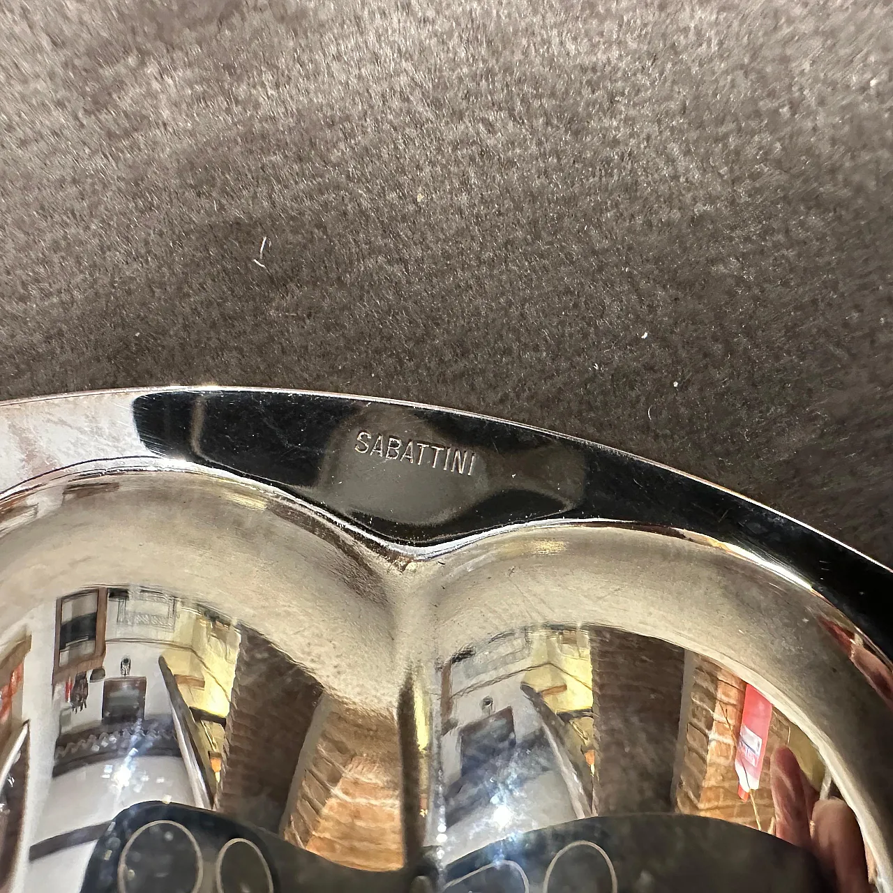 Modern silver plated and glass shell plate by Lino Sabattini, 1990s 3