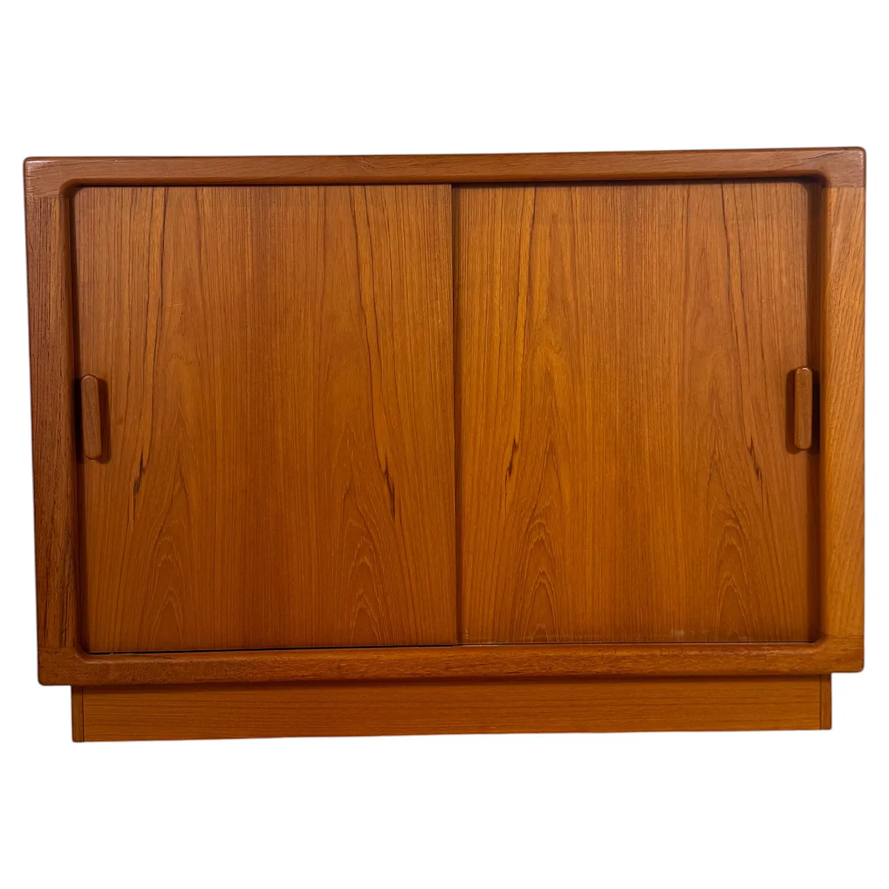 Danish teak sideboard with Scandinavian Modern sliding doors, 1960s 1