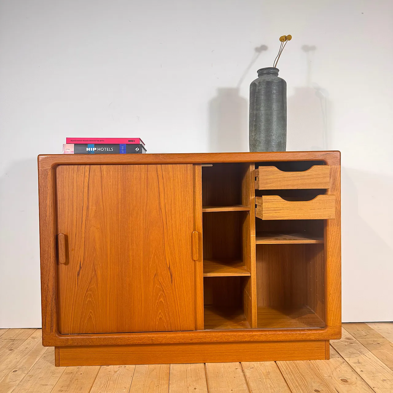 Danish teak sideboard with Scandinavian Modern sliding doors, 1960s 7