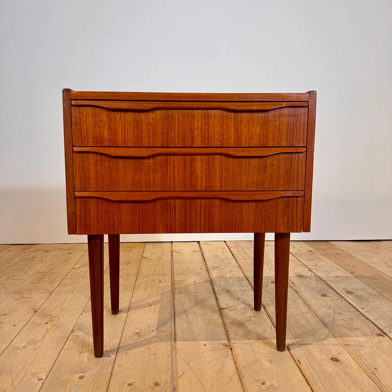 Scandinavian Modern Danish three-drawer teak bedside table, 1960s 2