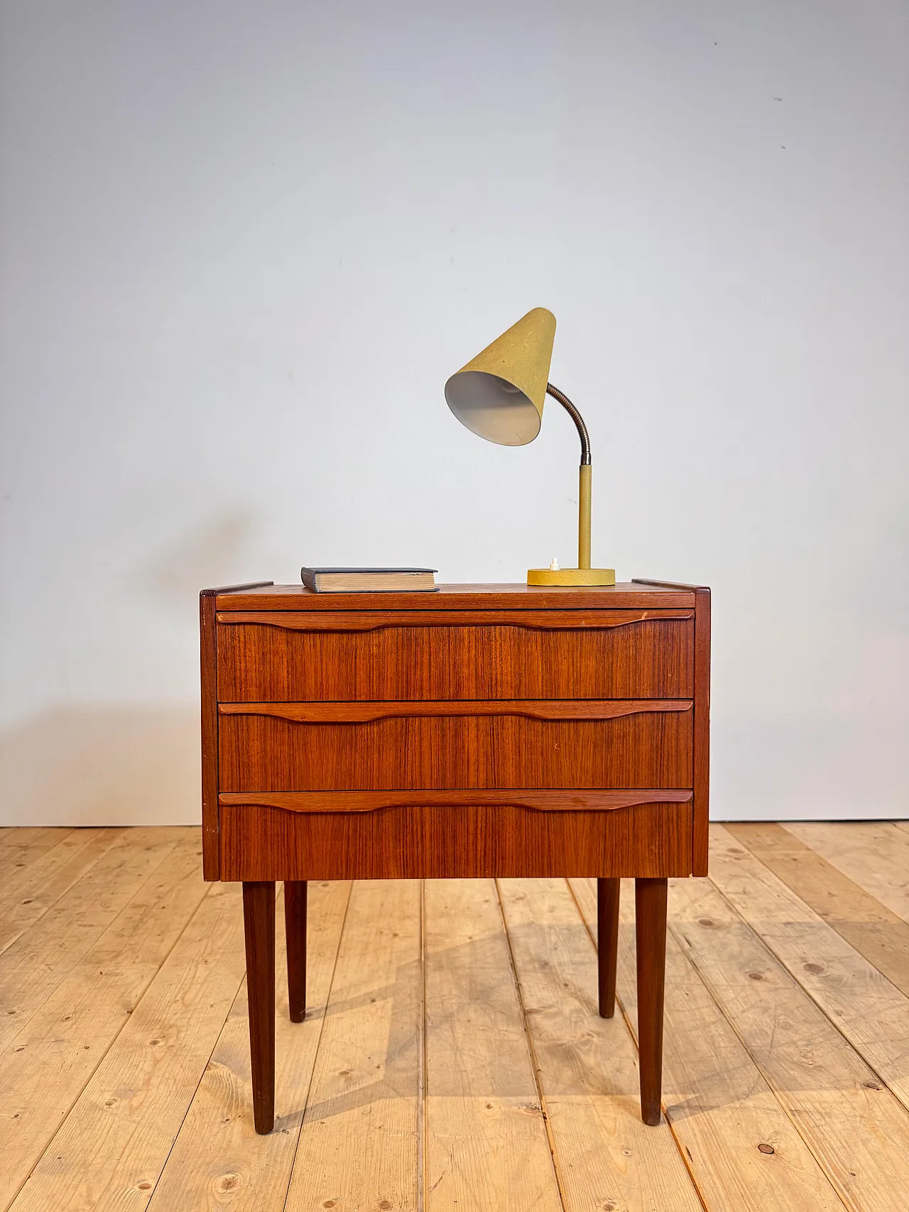 Scandinavian Modern Danish three-drawer teak bedside table, 1960s 8