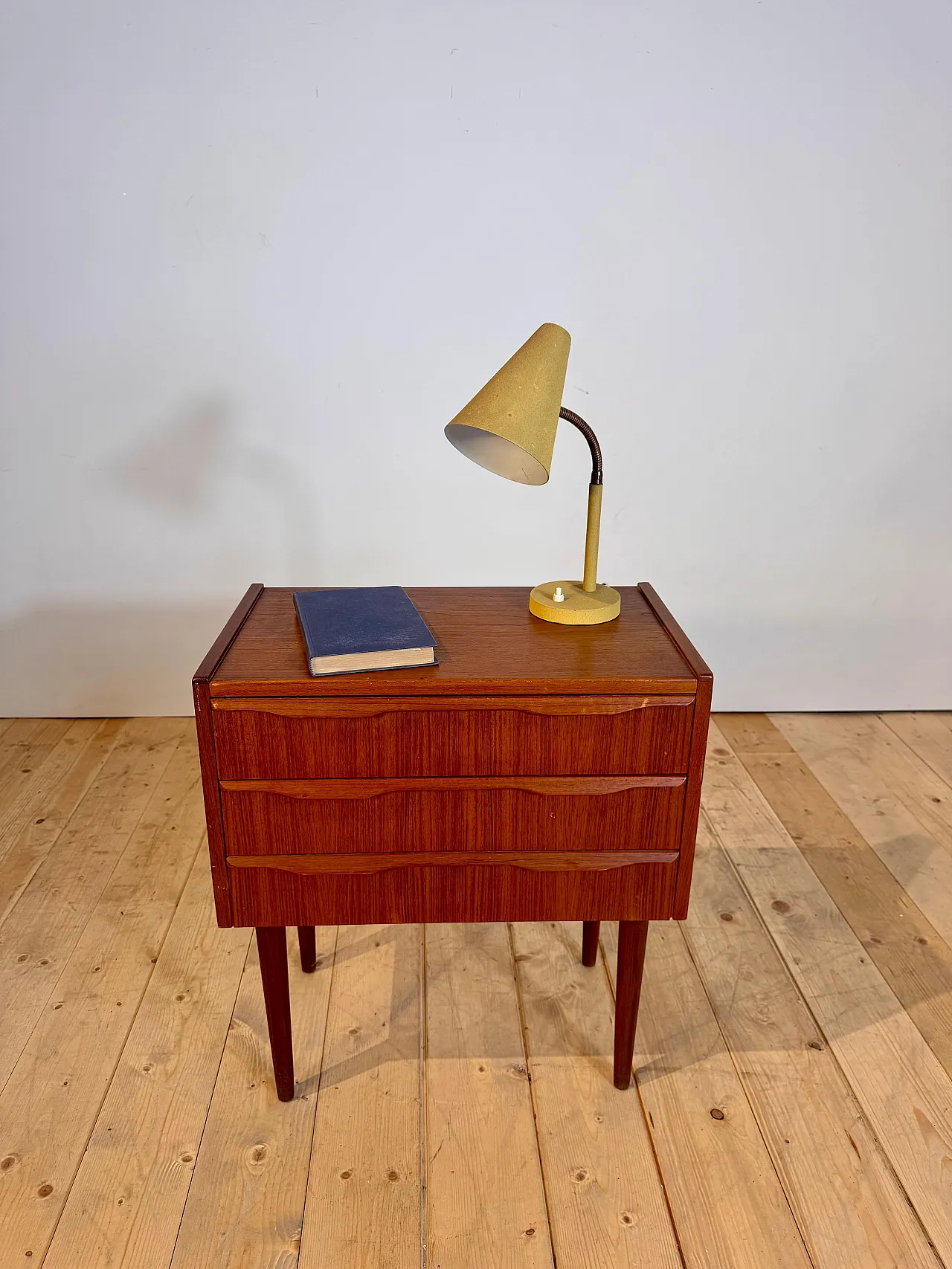 Scandinavian Modern Danish three-drawer teak bedside table, 1960s 9