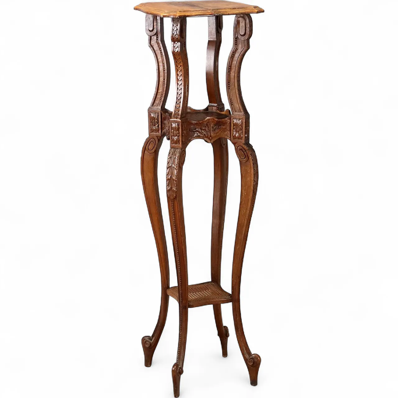 Carved walnut vase holder, late 19th century 9