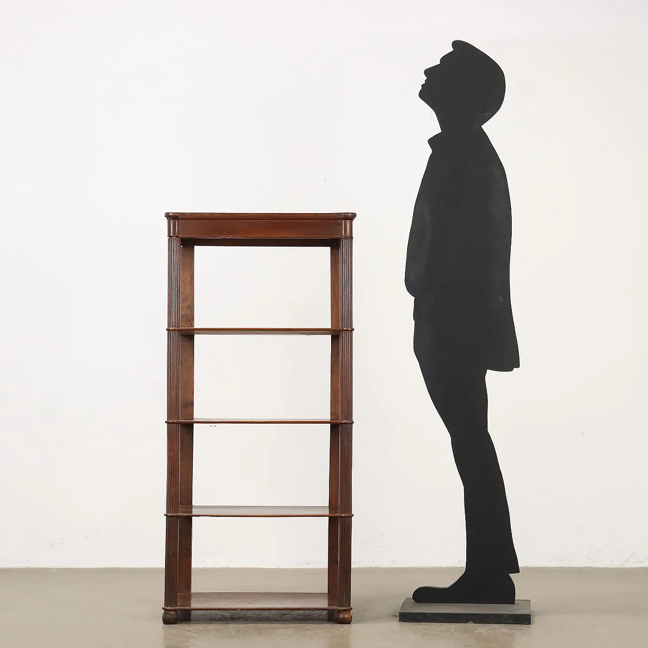 Walnut Restoration Etagere, 19th century 2