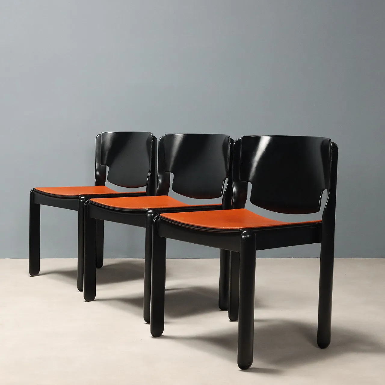 8 wooden dining chairs by Vico Magistretti, 1960s 4