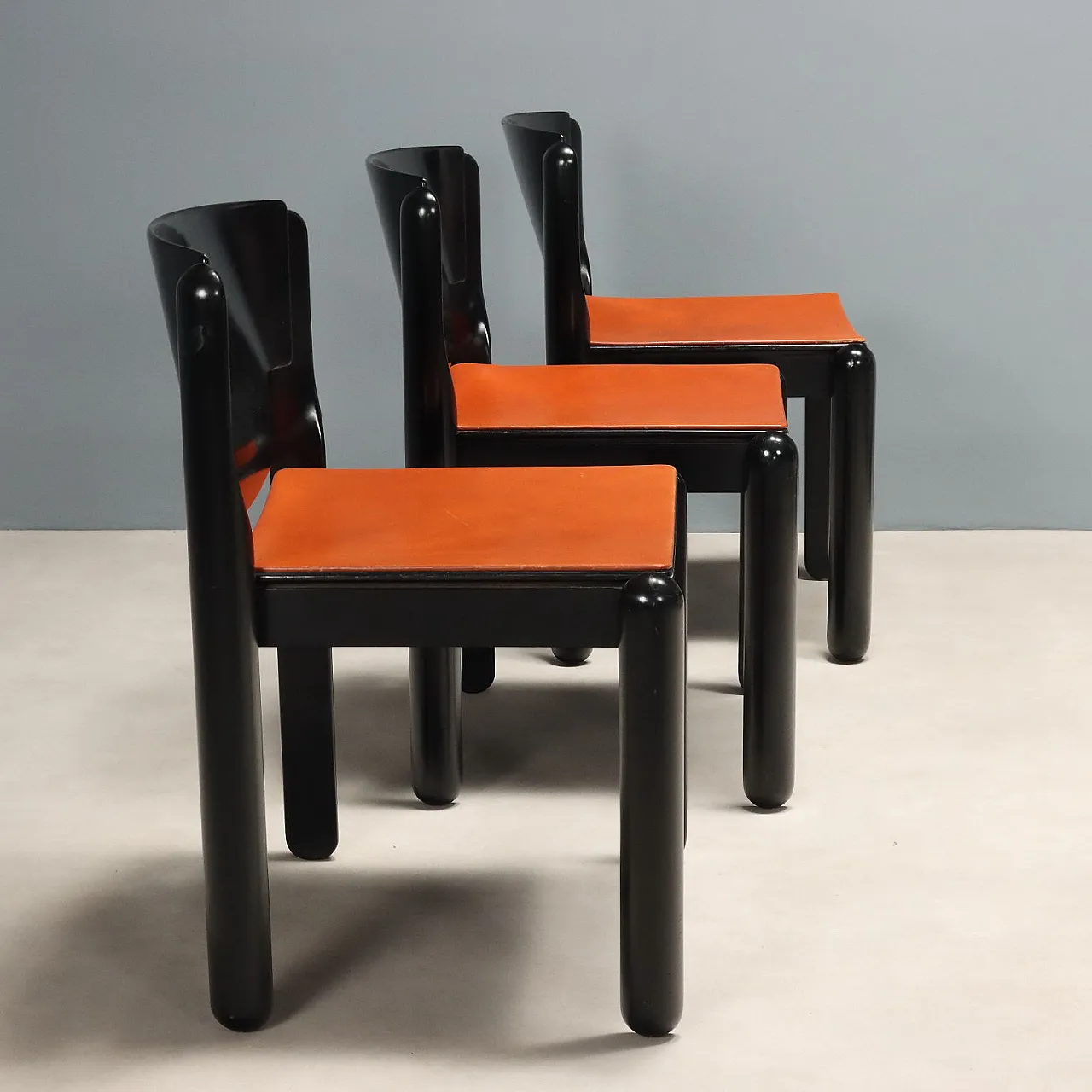 8 wooden dining chairs by Vico Magistretti, 1960s 5