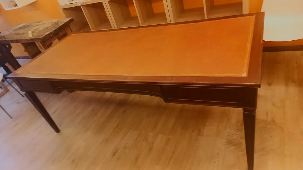 Office desk in wood and leather, late 20th century 5