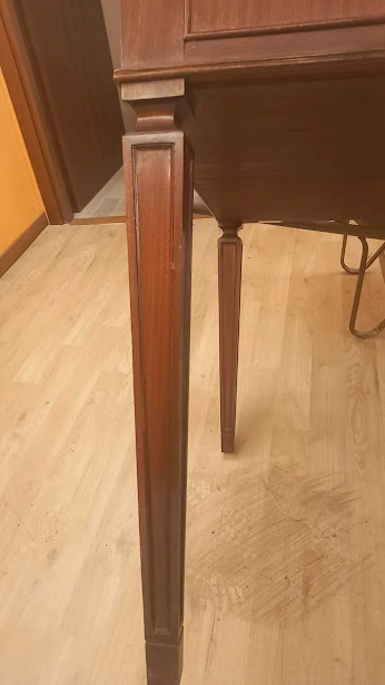 Office desk in wood and leather, late 20th century 7