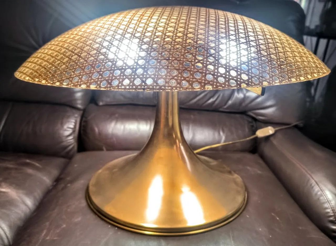 Table lamp in brass, lucite and Vienna straw, 1970s 1