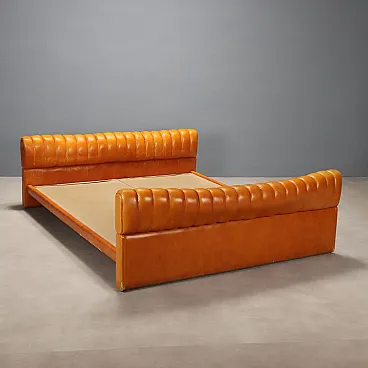 Luigi Massoni bed for Poltrona Frau, 20th century