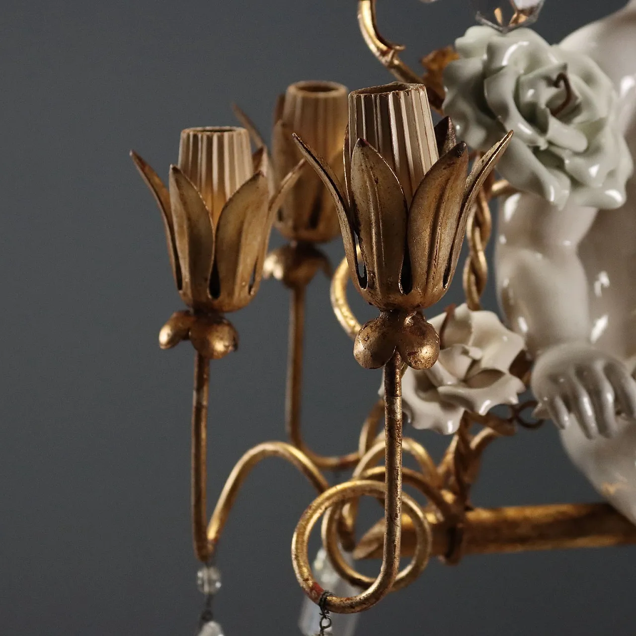 Chandelier in iron and golden sheet metal and ceramic, 20th century 4