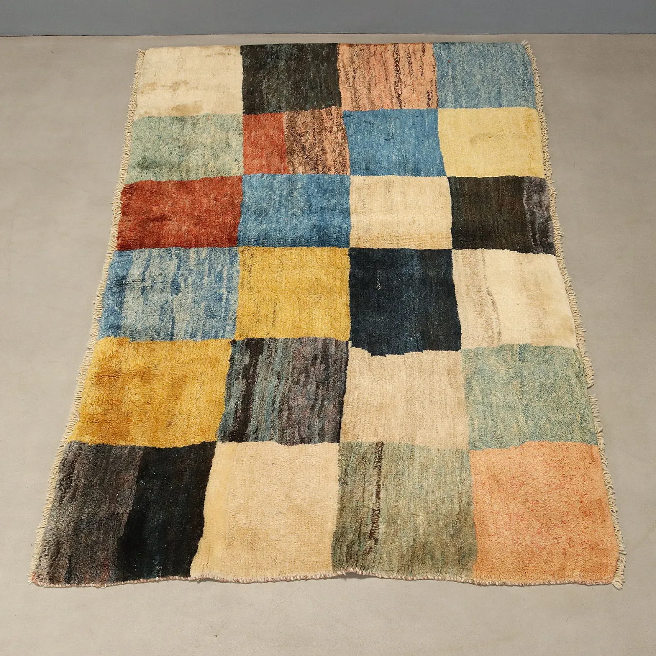 Checkered Gabbeh rug in wool, 20th century 3