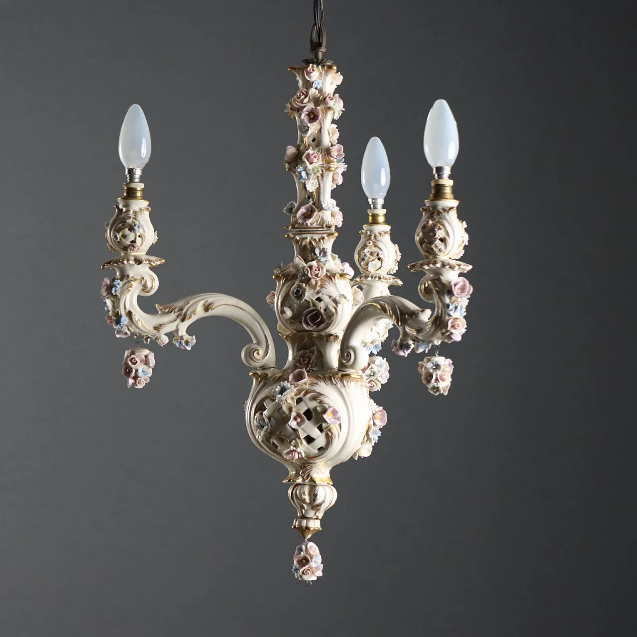 Ceramic chandelier with floral subjects, 20th century 6