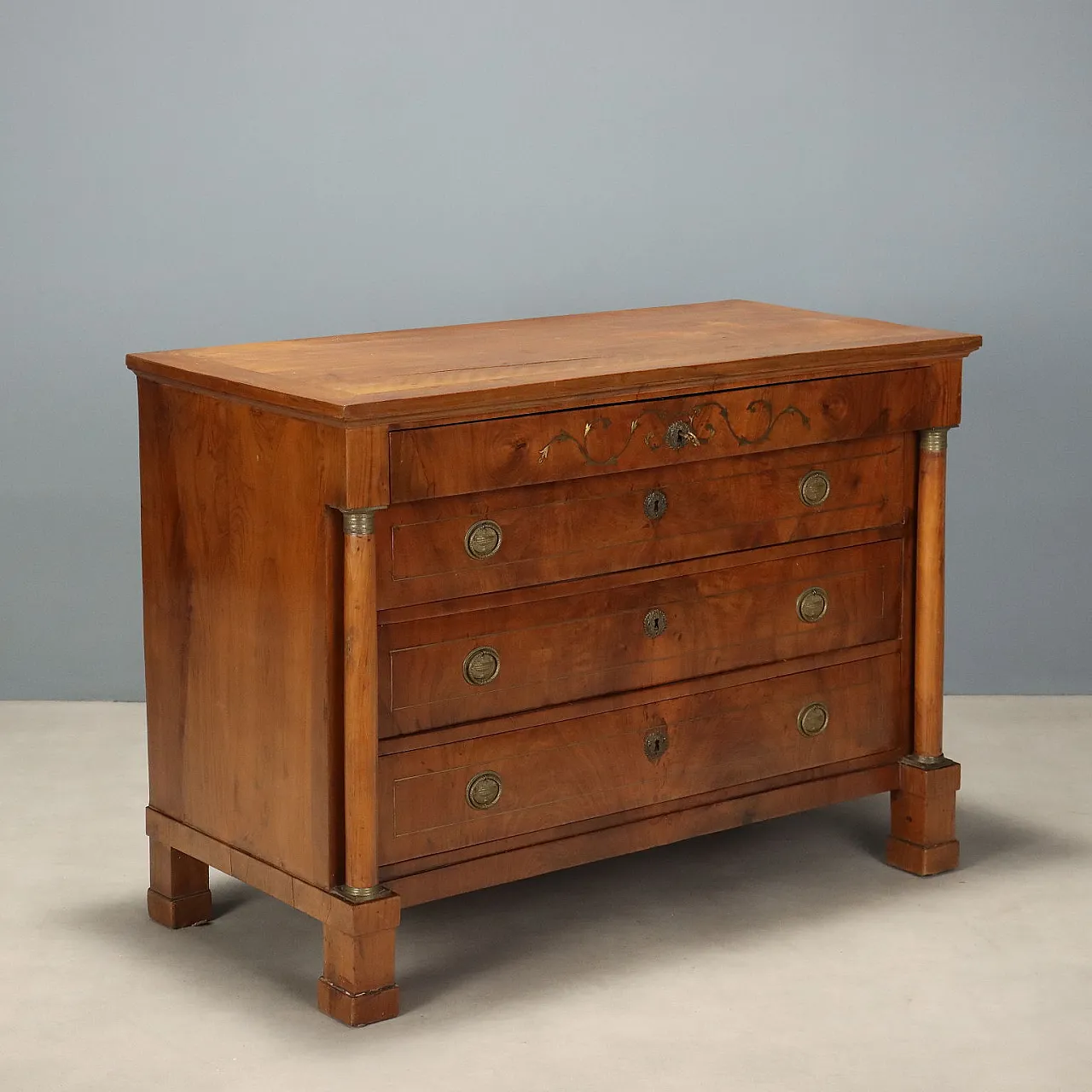 Empire chest of drawers in walnut with brass inlays, 19th centiry 1