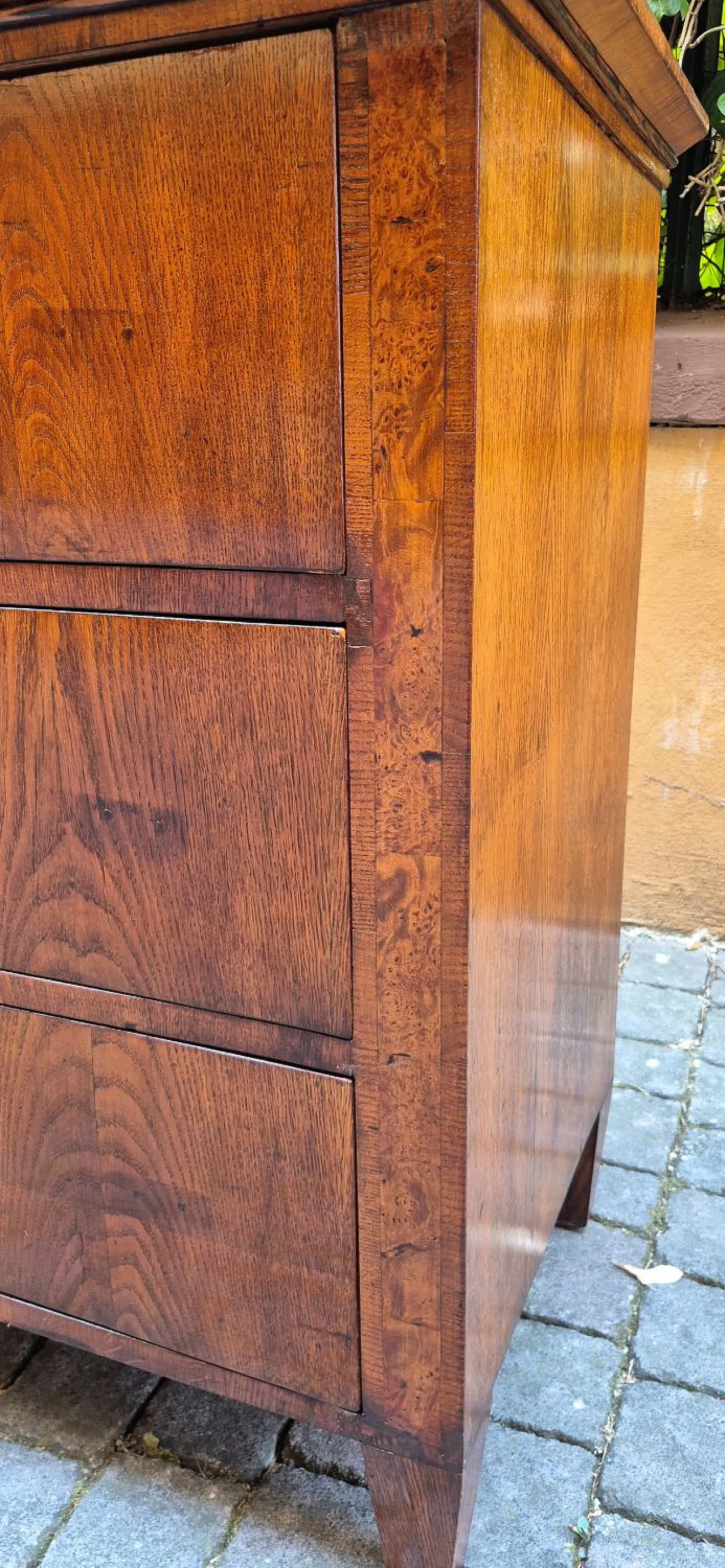 Laid Louis XVI style chest of drawers, 19th century 8