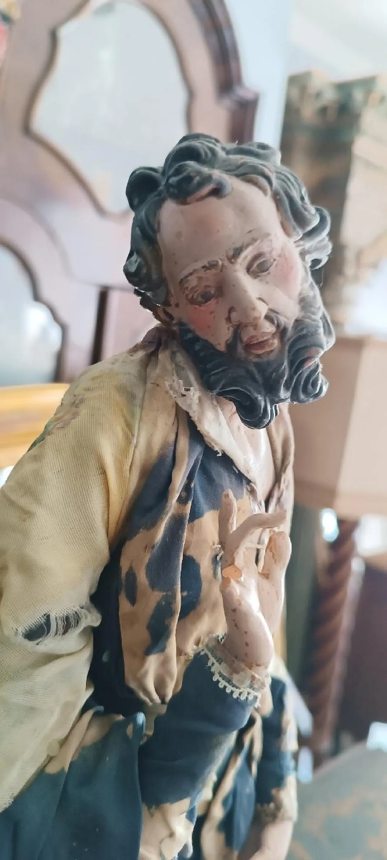 https://www.proantic.com/1796266-sculpture-napolitaine-du-xviiiexixe-siecle-creche-saint-joseph.html 7