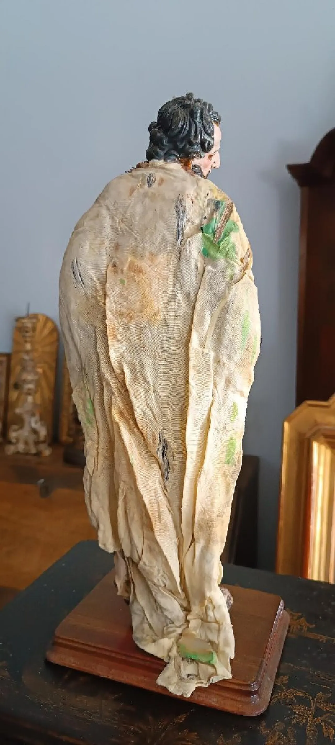 https://www.proantic.com/1796266-sculpture-napolitaine-du-xviiiexixe-siecle-creche-saint-joseph.html 11
